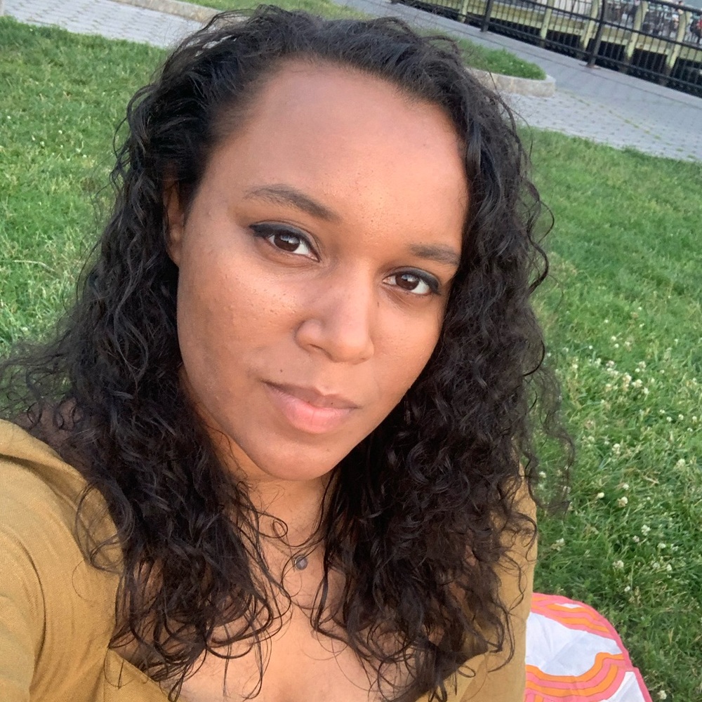 Meet your Posher, Onastasia